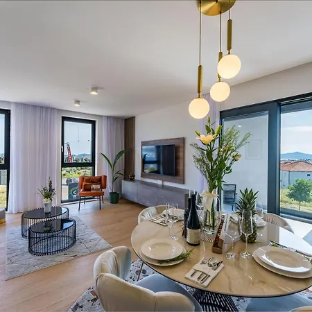 Apartment New Luxury Leonarda *